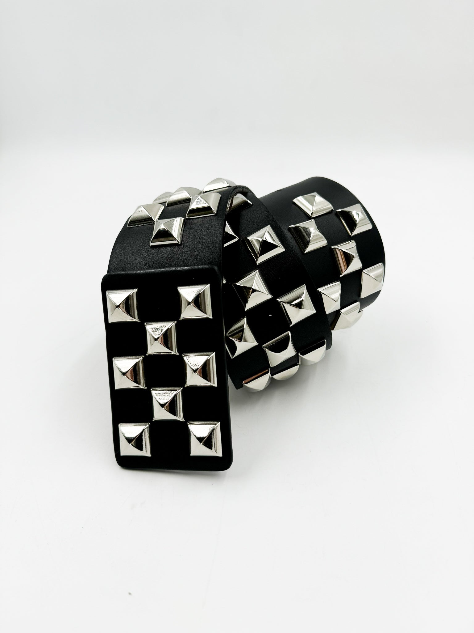Roger Belt - Black Leather Belt Silver Pyramid Hardware - Streets Ahead