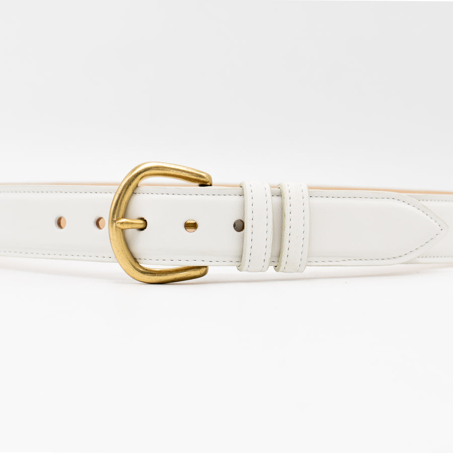 Zephyr Belt – off-white smooth Italian leather belt with a feather-edge strap, solid brass buckle, and two-loop detail, handcrafted in Los Angeles - Streets Ahead