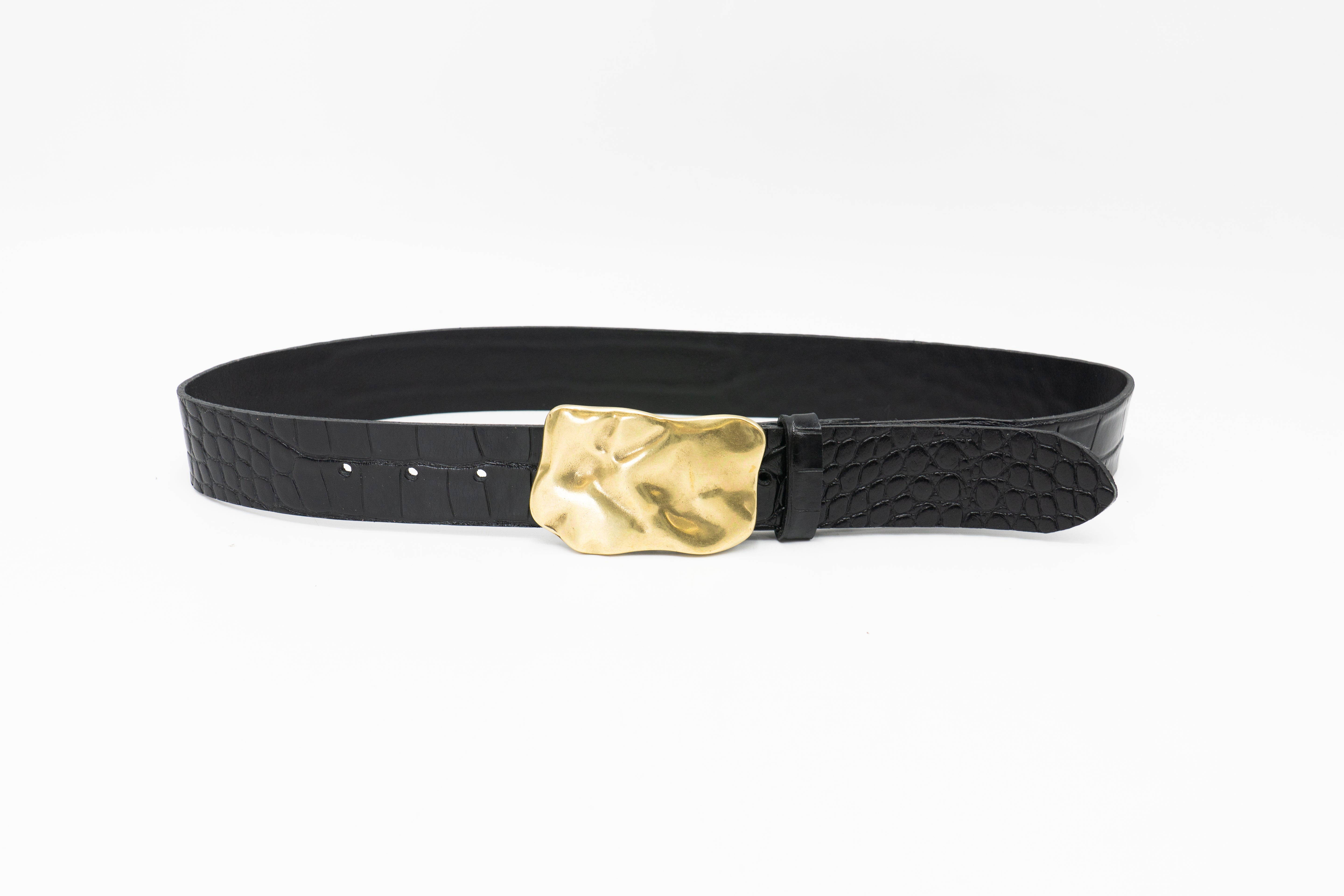 Caspian Belt - Organic Shape Brass Plaque Buckle Croc-Embossed Italian Leather - Streets Ahead