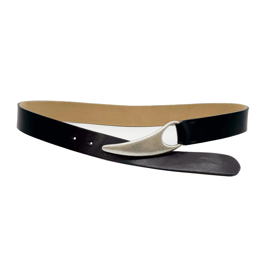 Quinn Belt - Black Leather Contour Belt - Streets Ahead