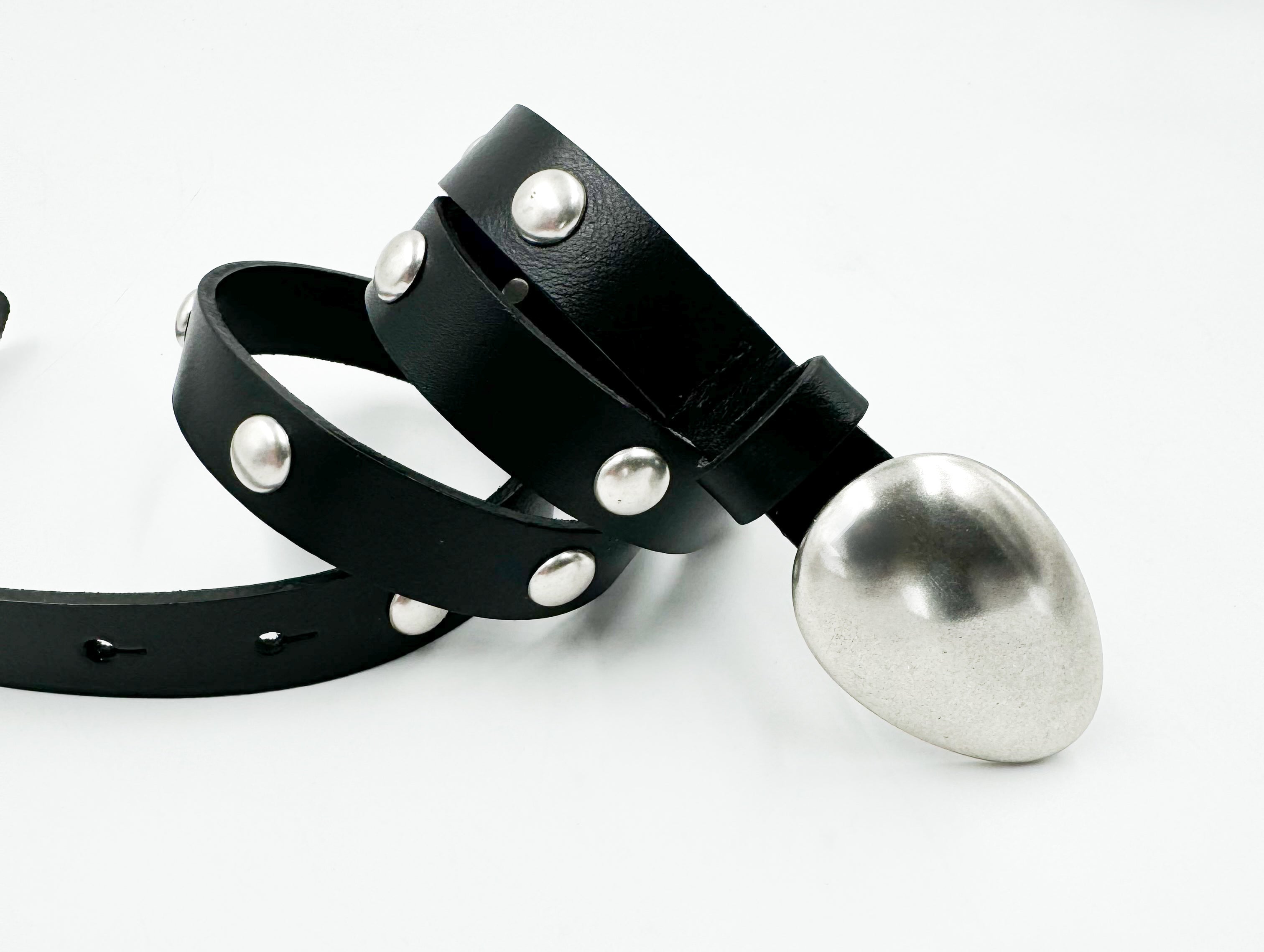 Vera Belt - Silver Bean Buckle Black Leather Narrow Belt - Streets Ahead