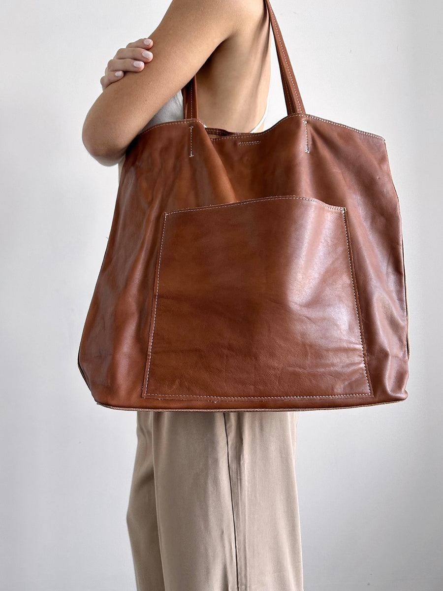 Maggie Tote - Oversized Tan Italia Leather Handbag - Streets Ahead