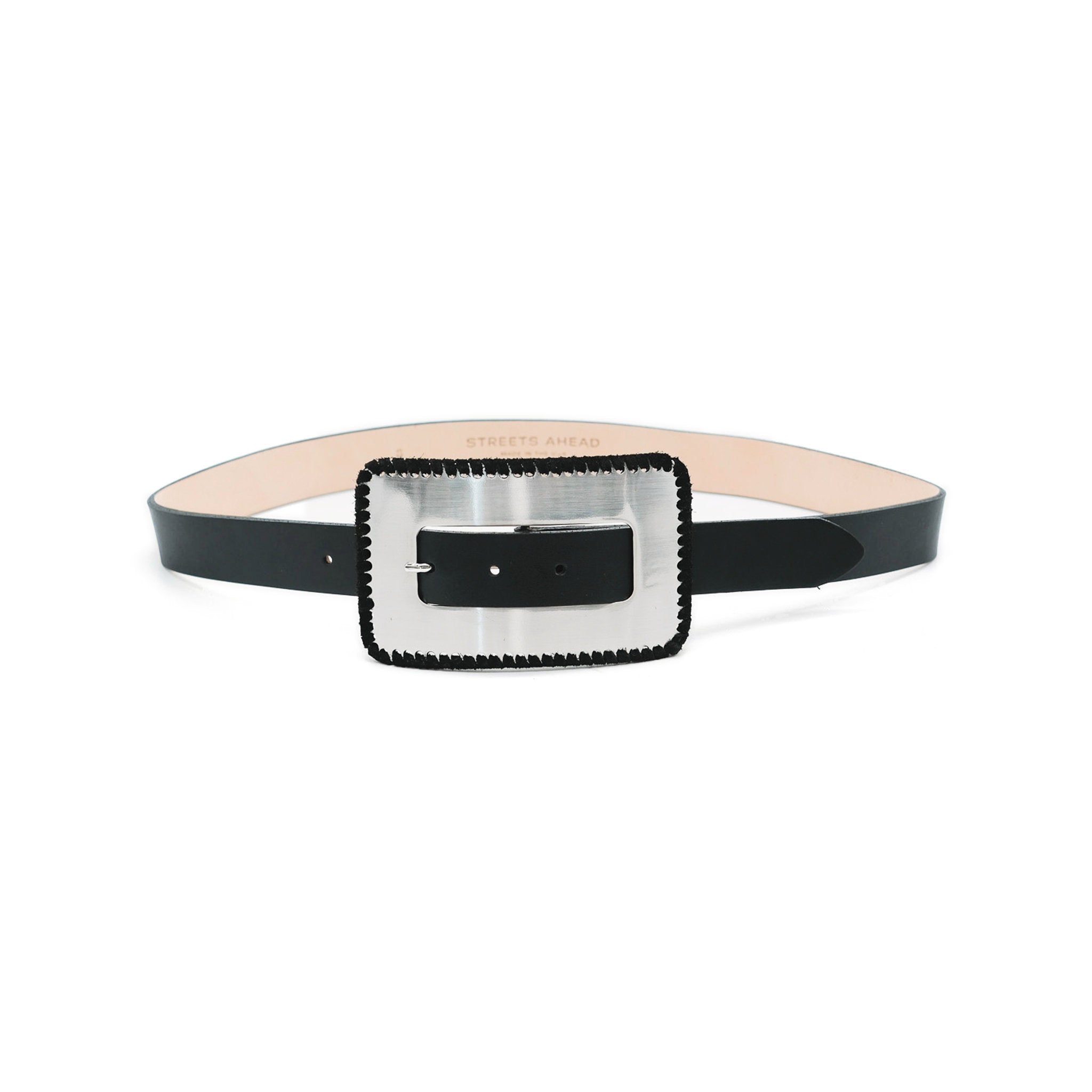 Ingrid Belt in black leather, angle