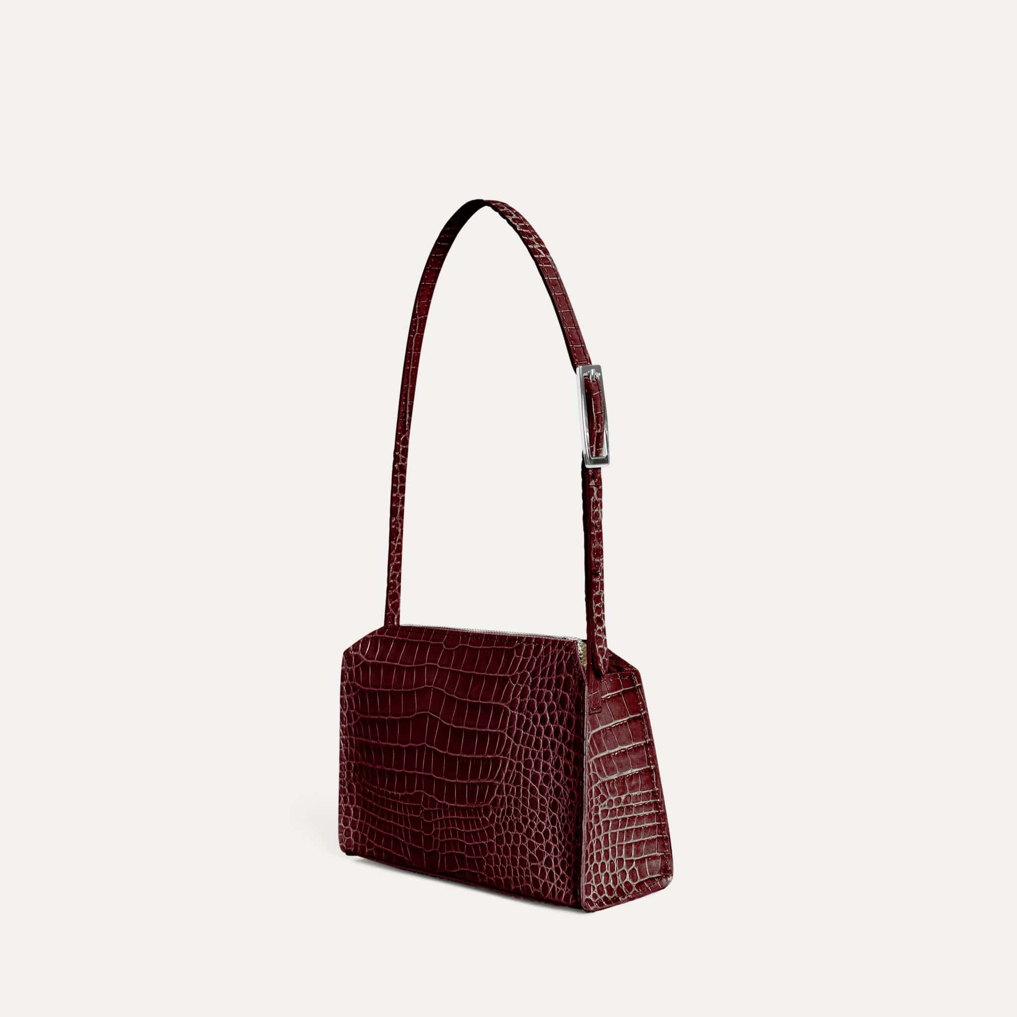 Streets Ahead Aria Handbag showing adjustable buckle strap