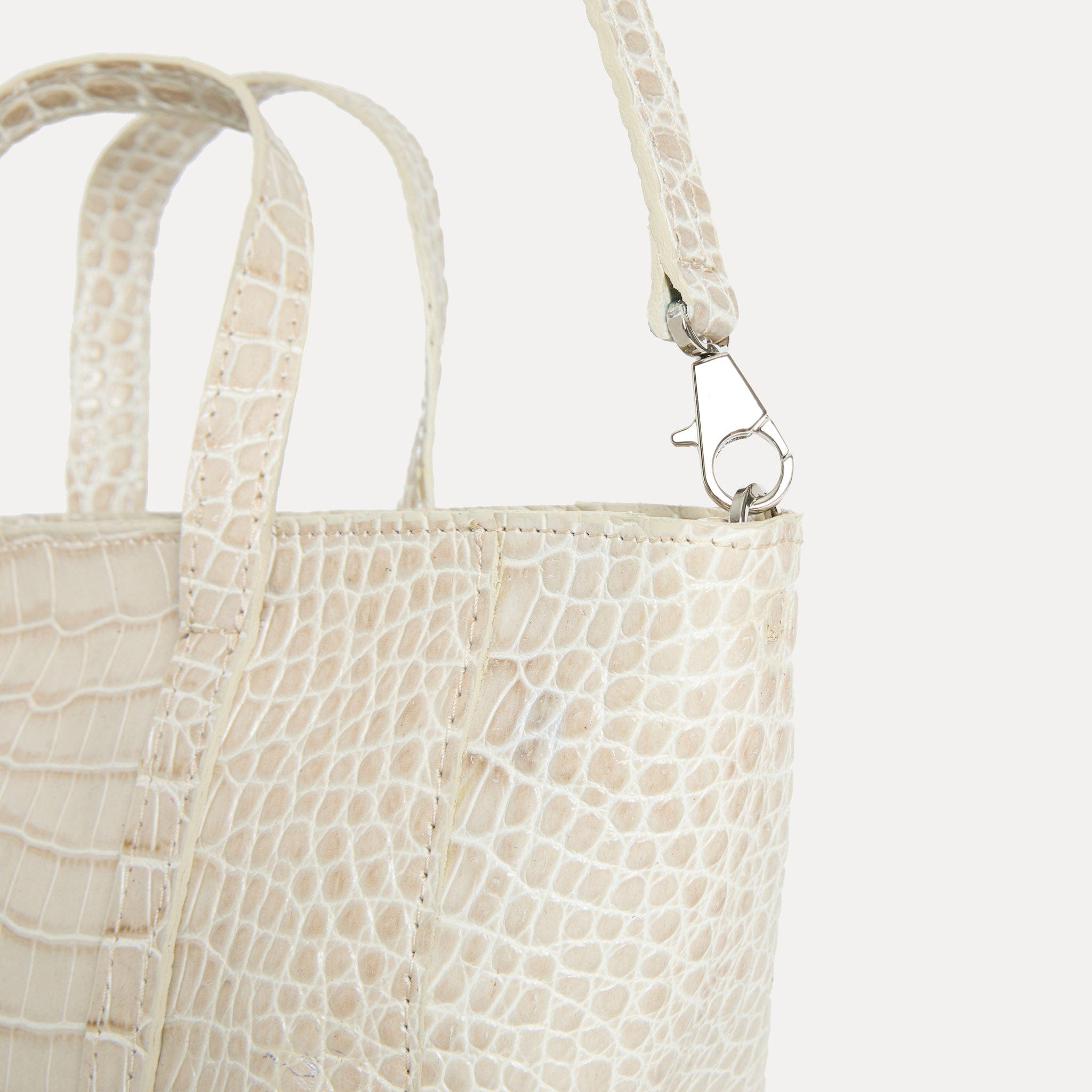 Streets Ahead Isla Handbag with removable crossbody strap